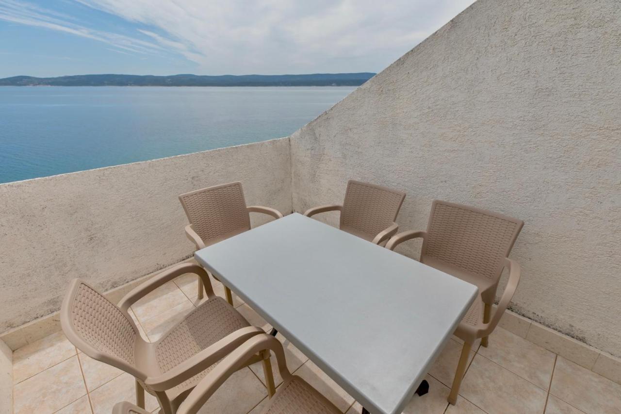 Apartments And Rooms Spiro Мимице Екстериор снимка